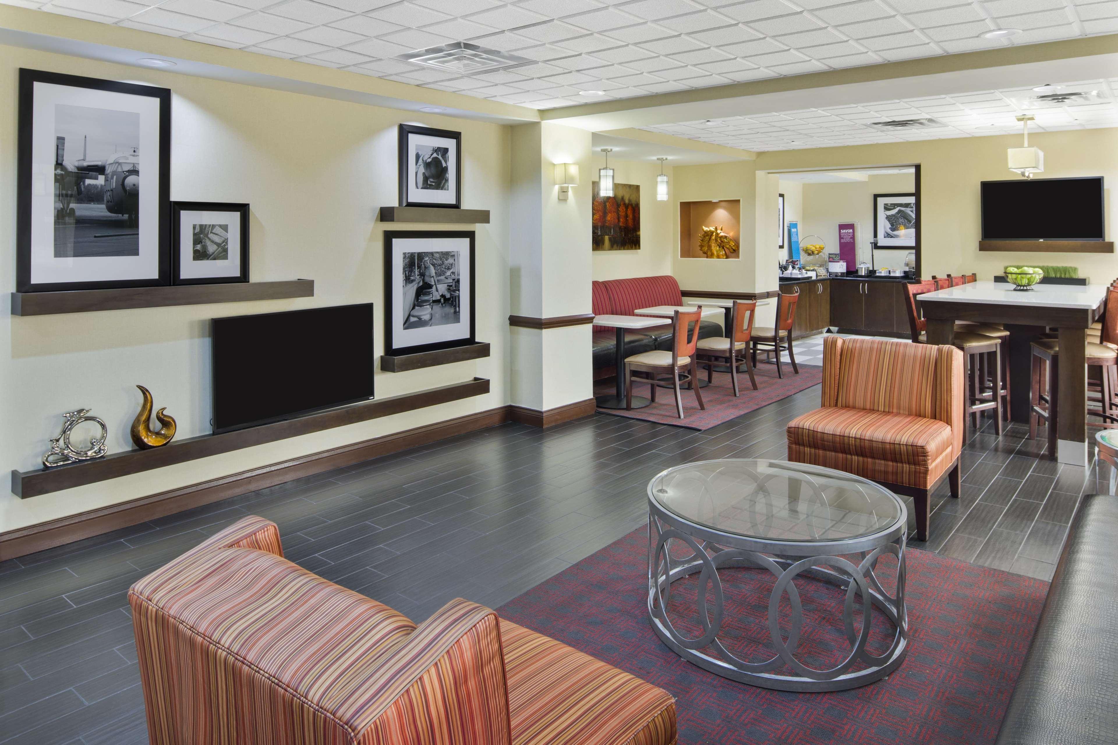 Hampton Inn Гайнсвілл Екстер'єр фото