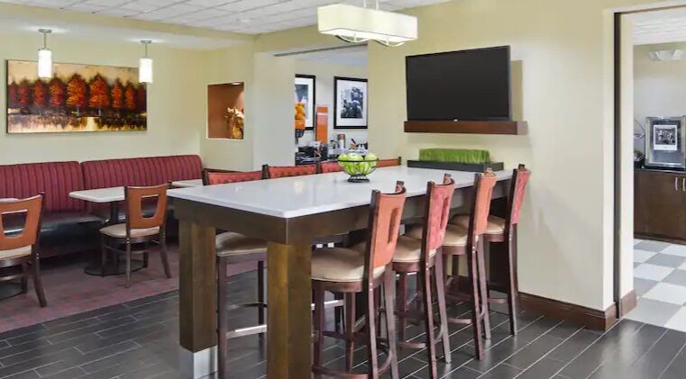 Hampton Inn Гайнсвілл Екстер'єр фото
